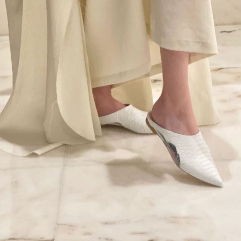 Mamba white mule