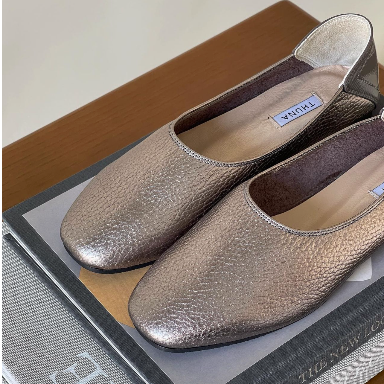 Lia grey loafer