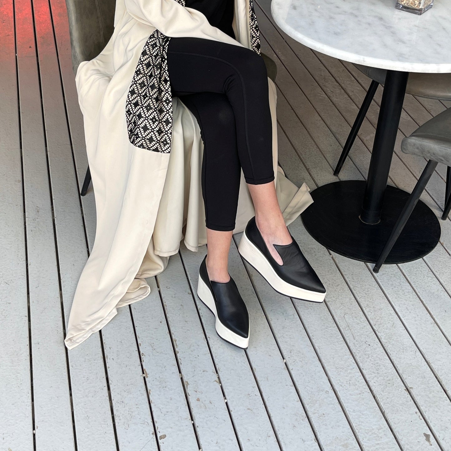 Ruba black platform