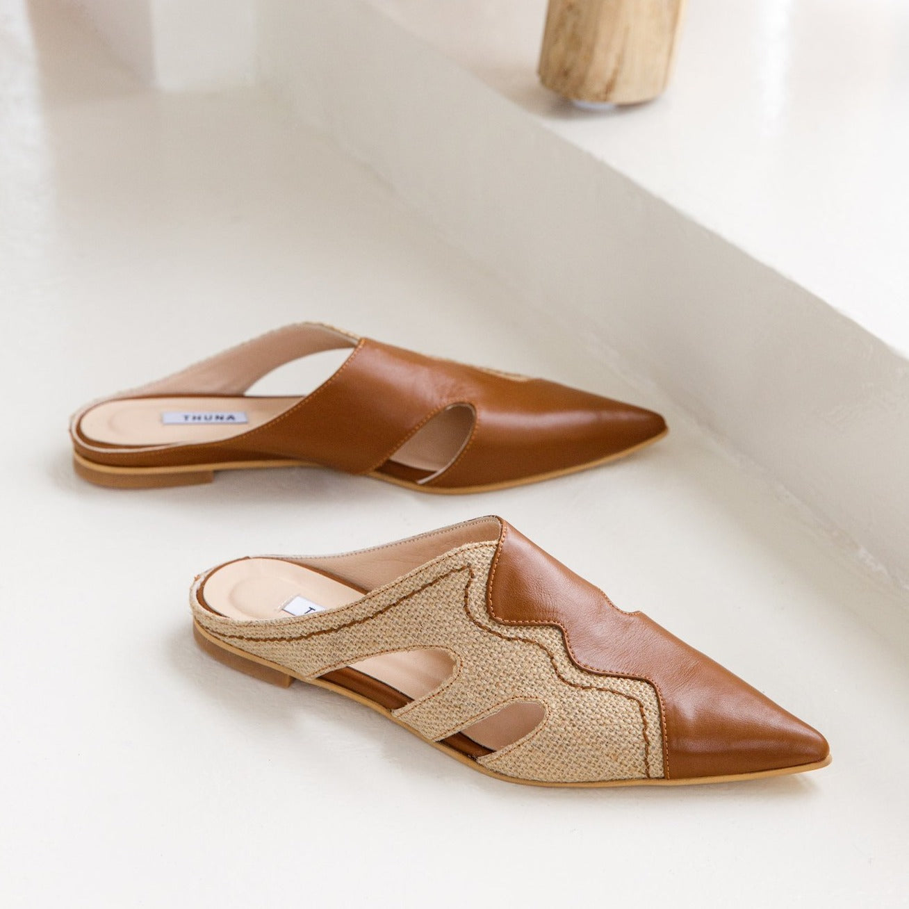 Maya tan mule