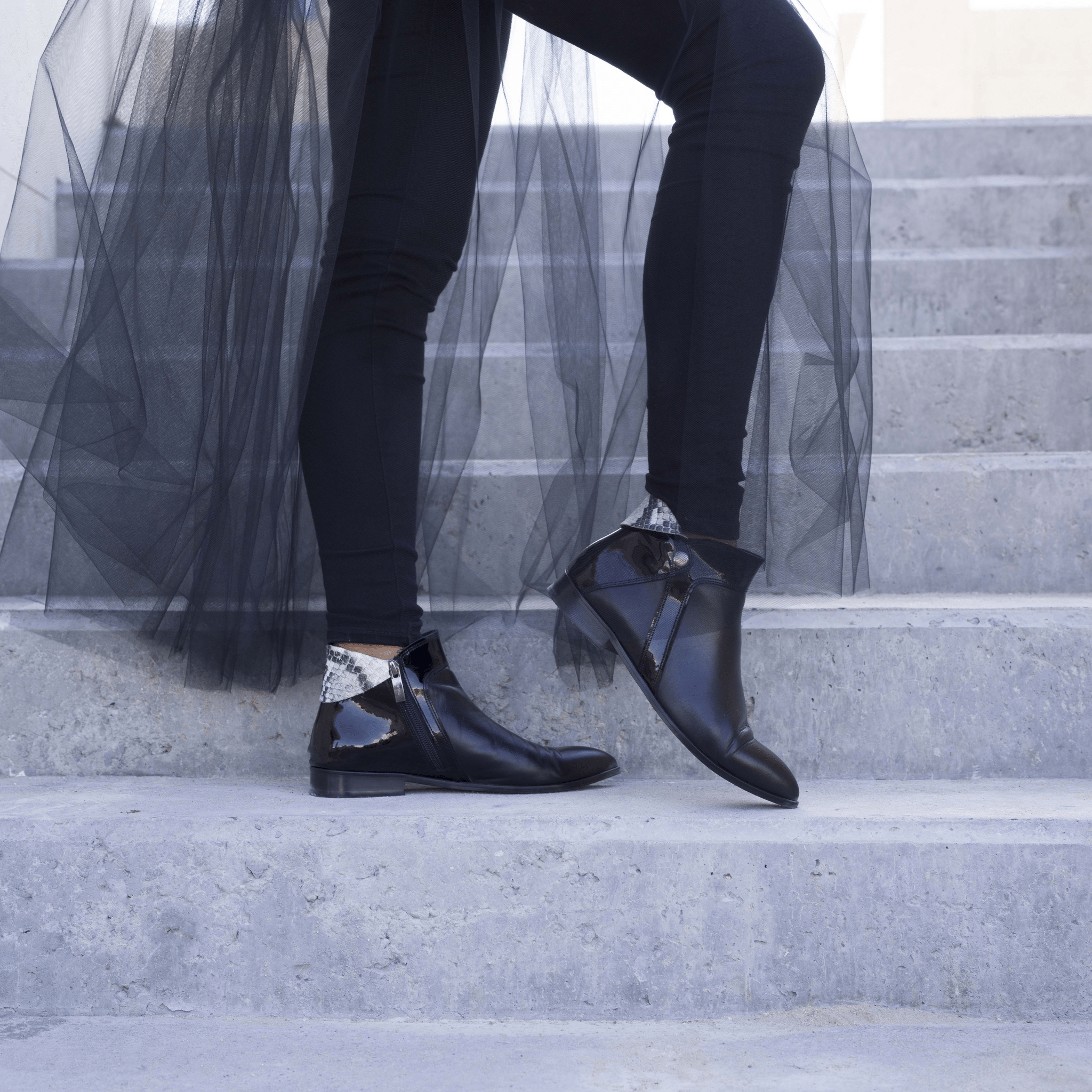 Elaine black boot - Shoes - THUNA