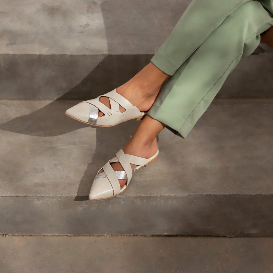 Lana cream mule