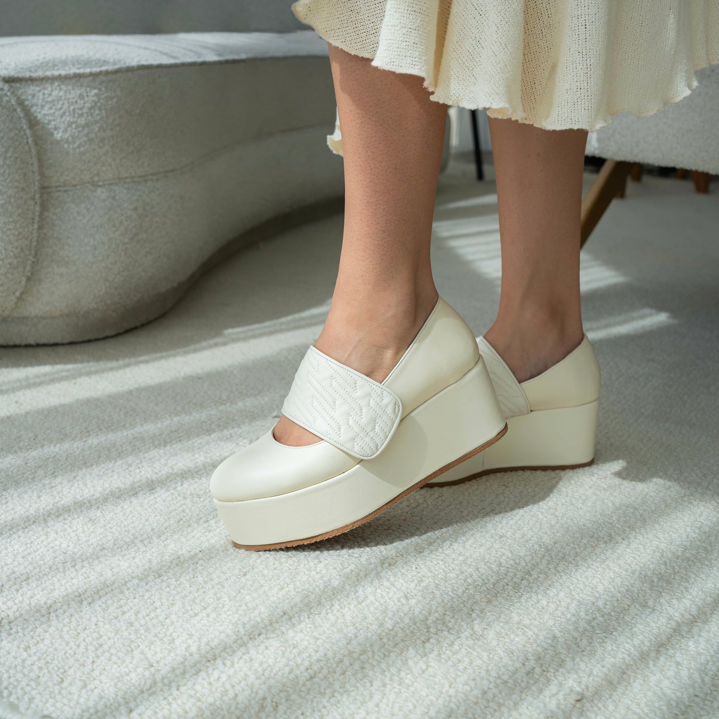 Nayla cream platform