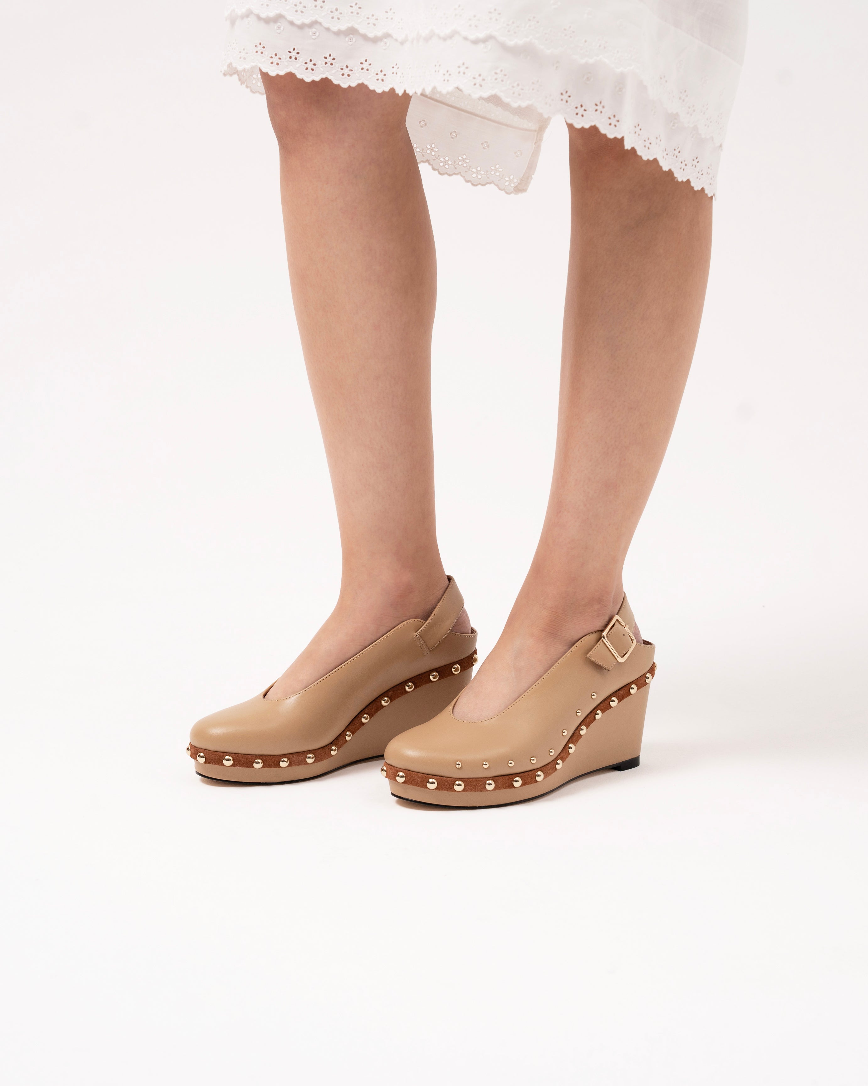 Altair beige platform