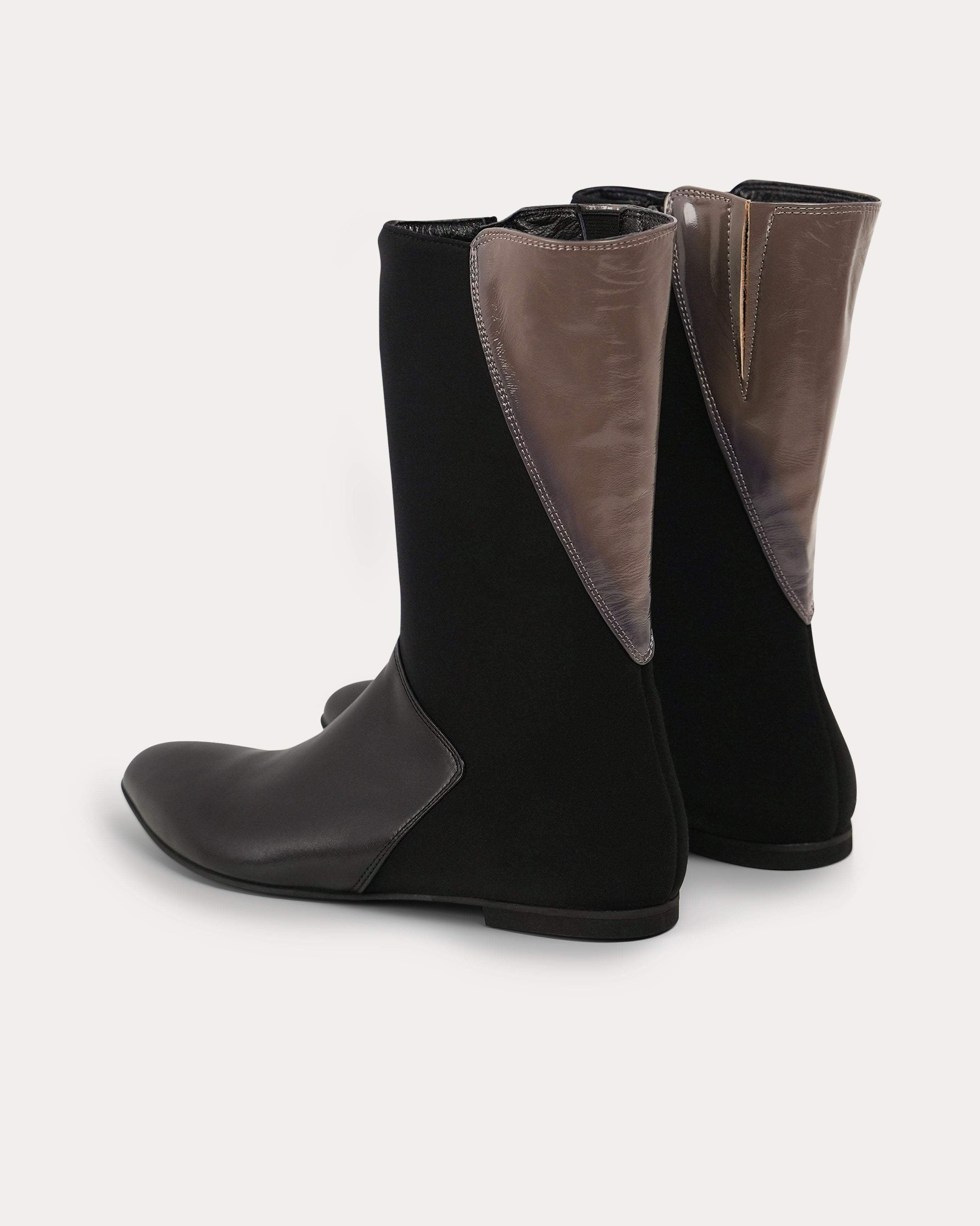 Aria black boot