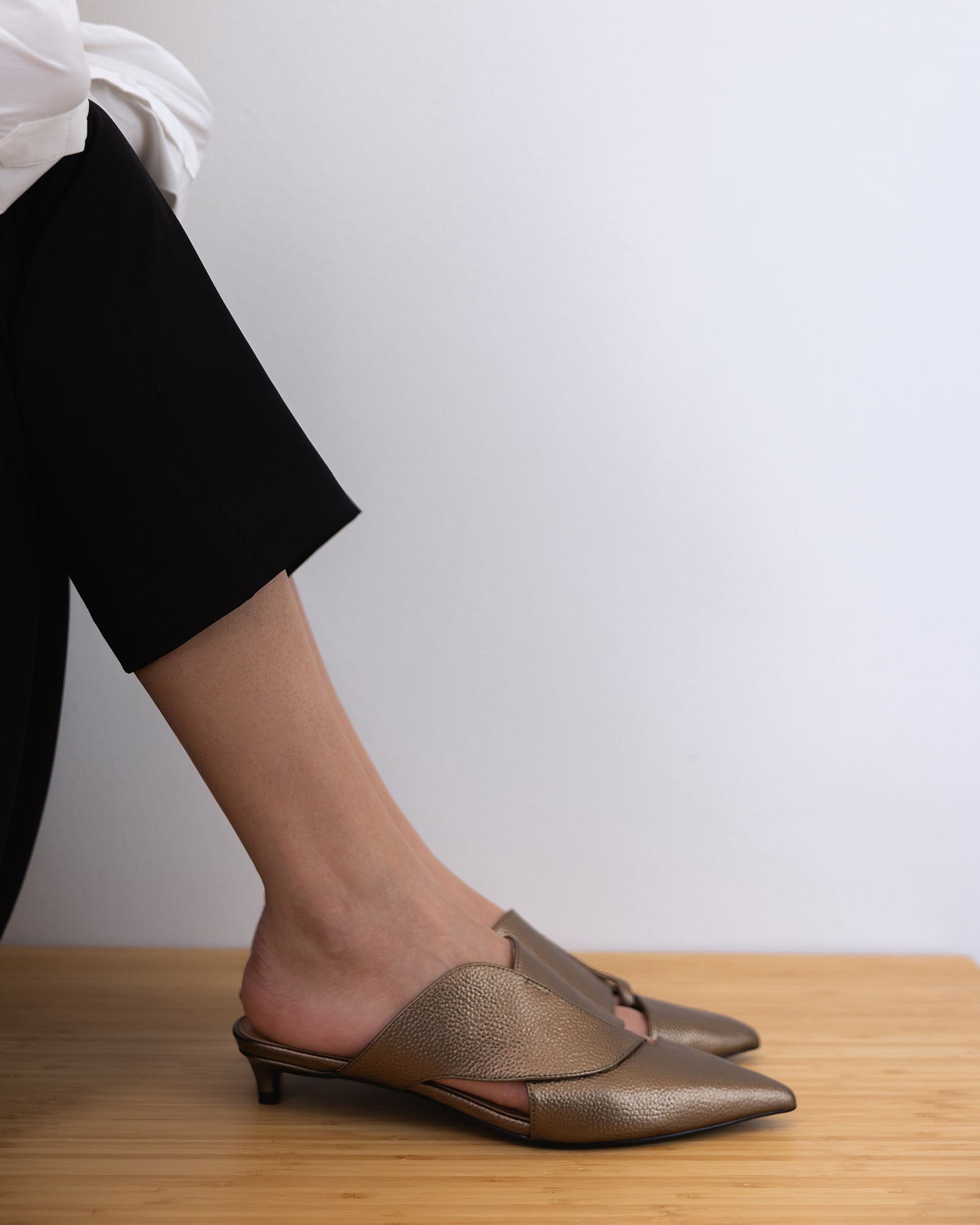 Bronze metallic slip-on shoe Kuwait Luxury heels - KSA Heels 