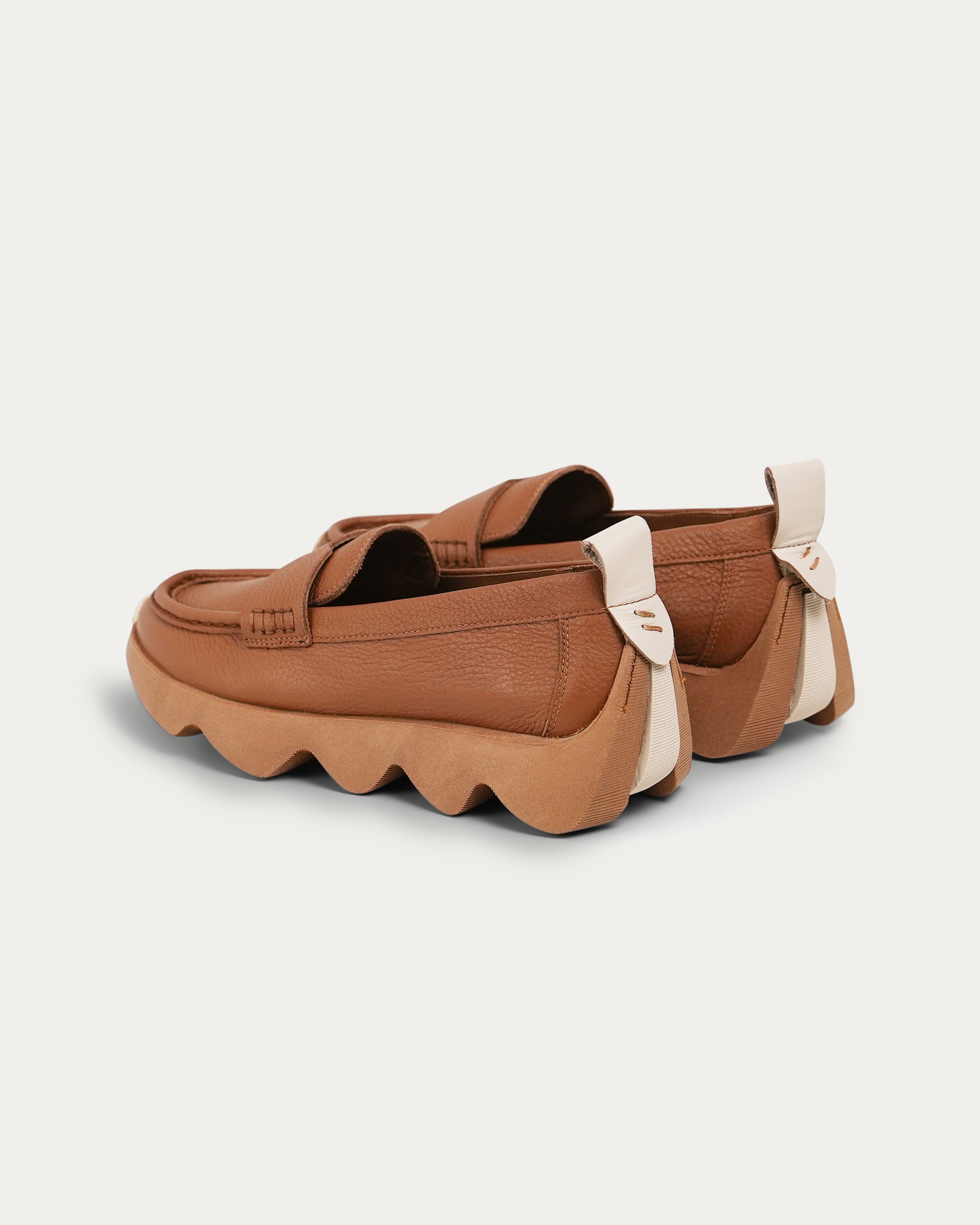 Dahlia tan loafer