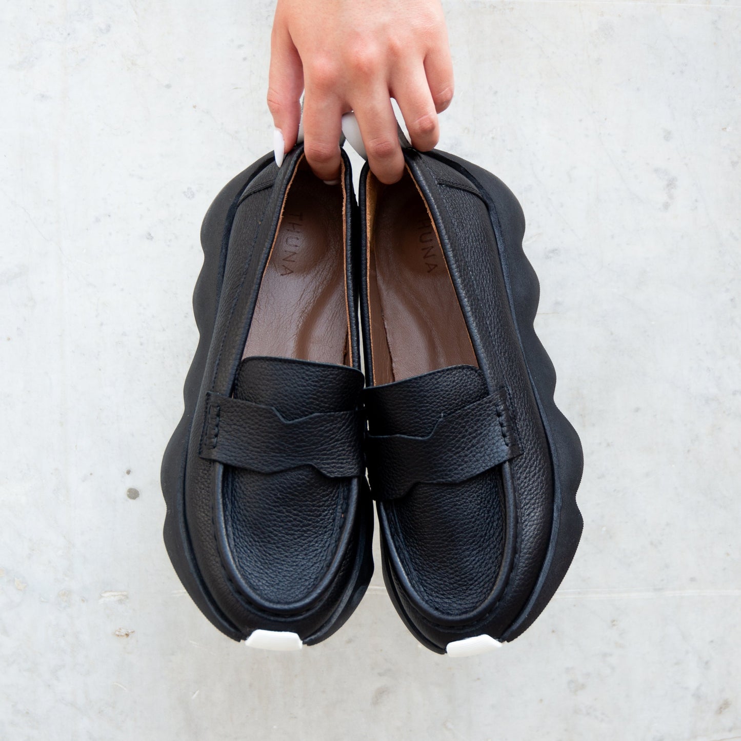 حذاء لوفير - أسود