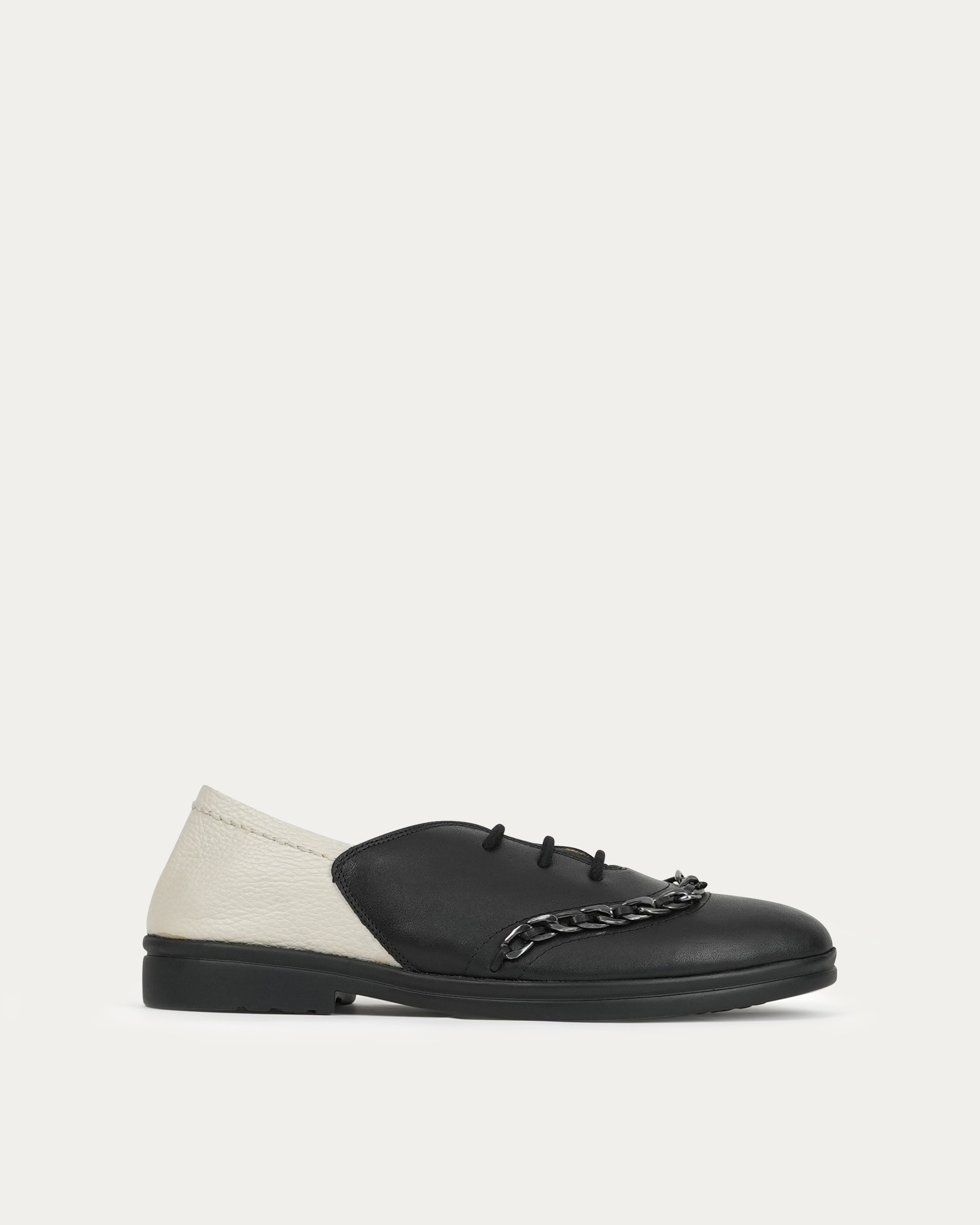 Dora black oxford