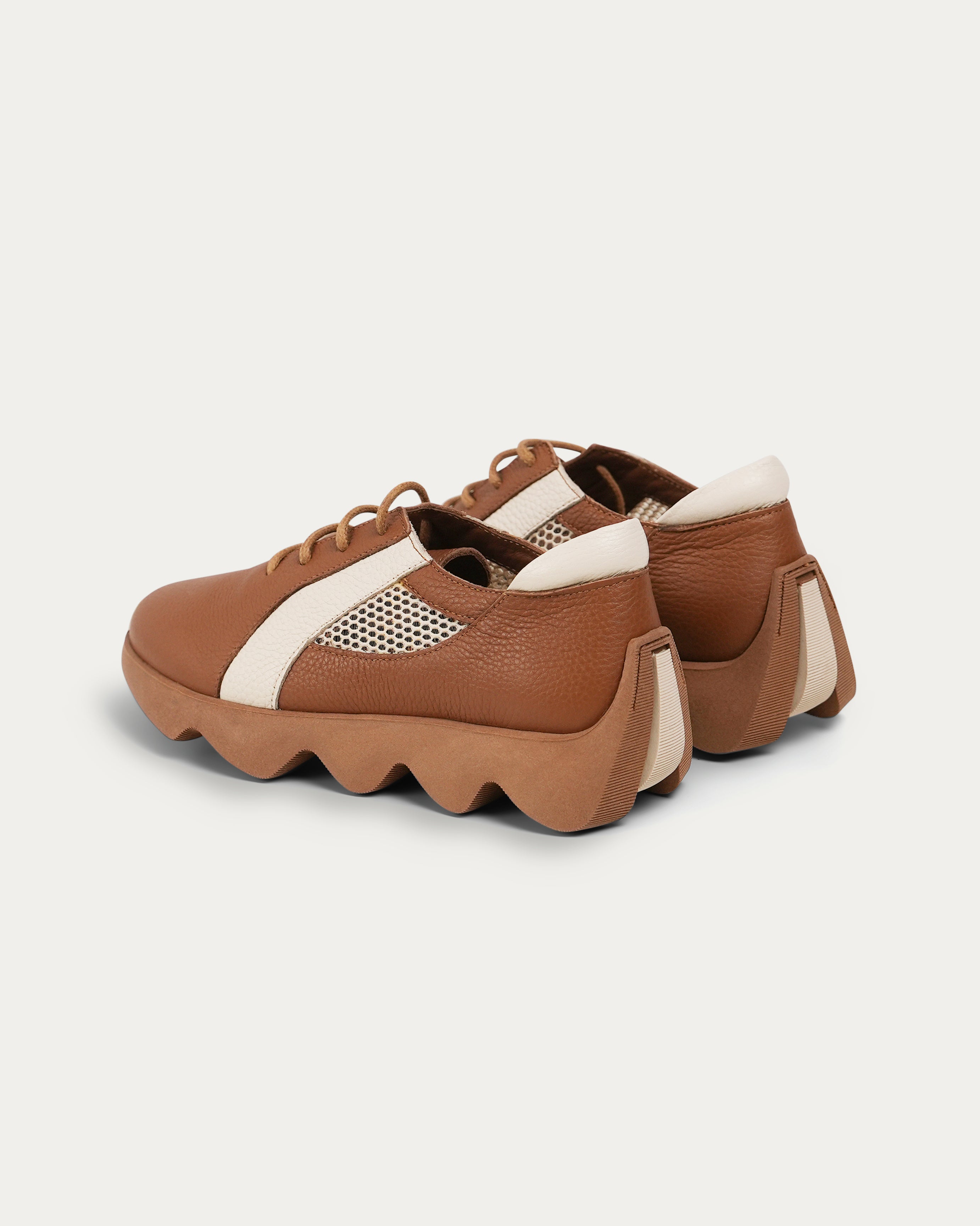 Douma tan sneakers - THUNA