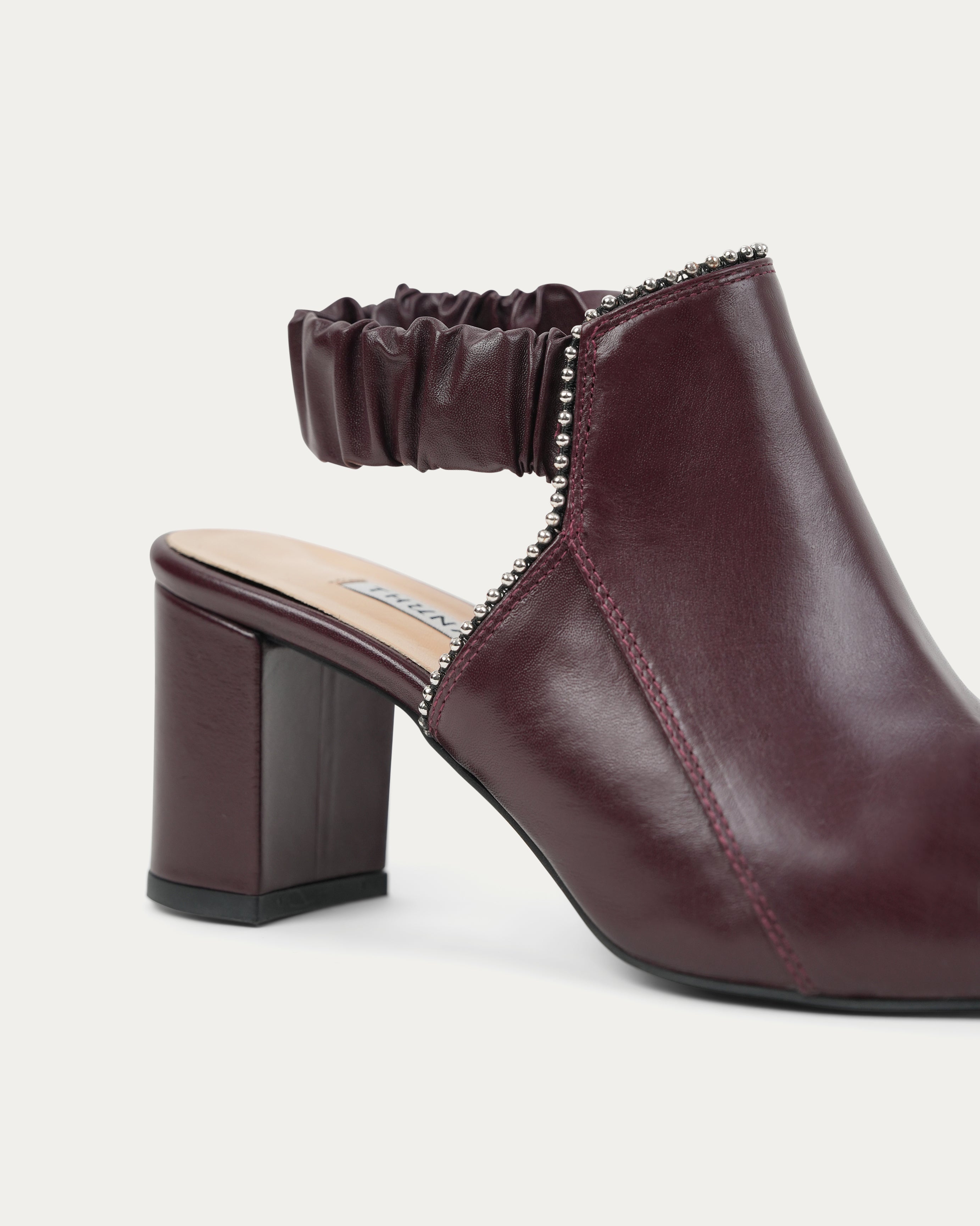 Fonda bordeaux heel