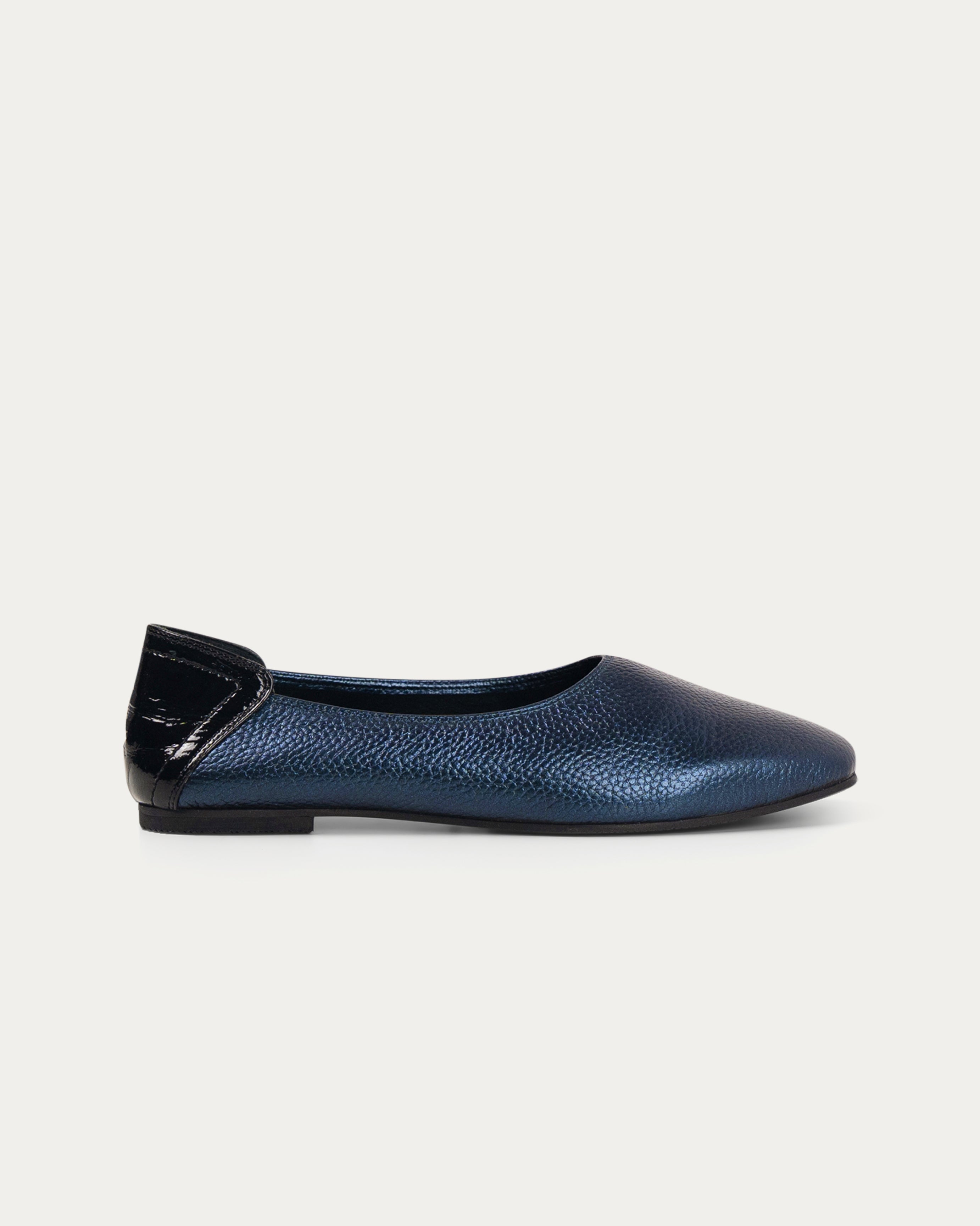 Lia blue loafer