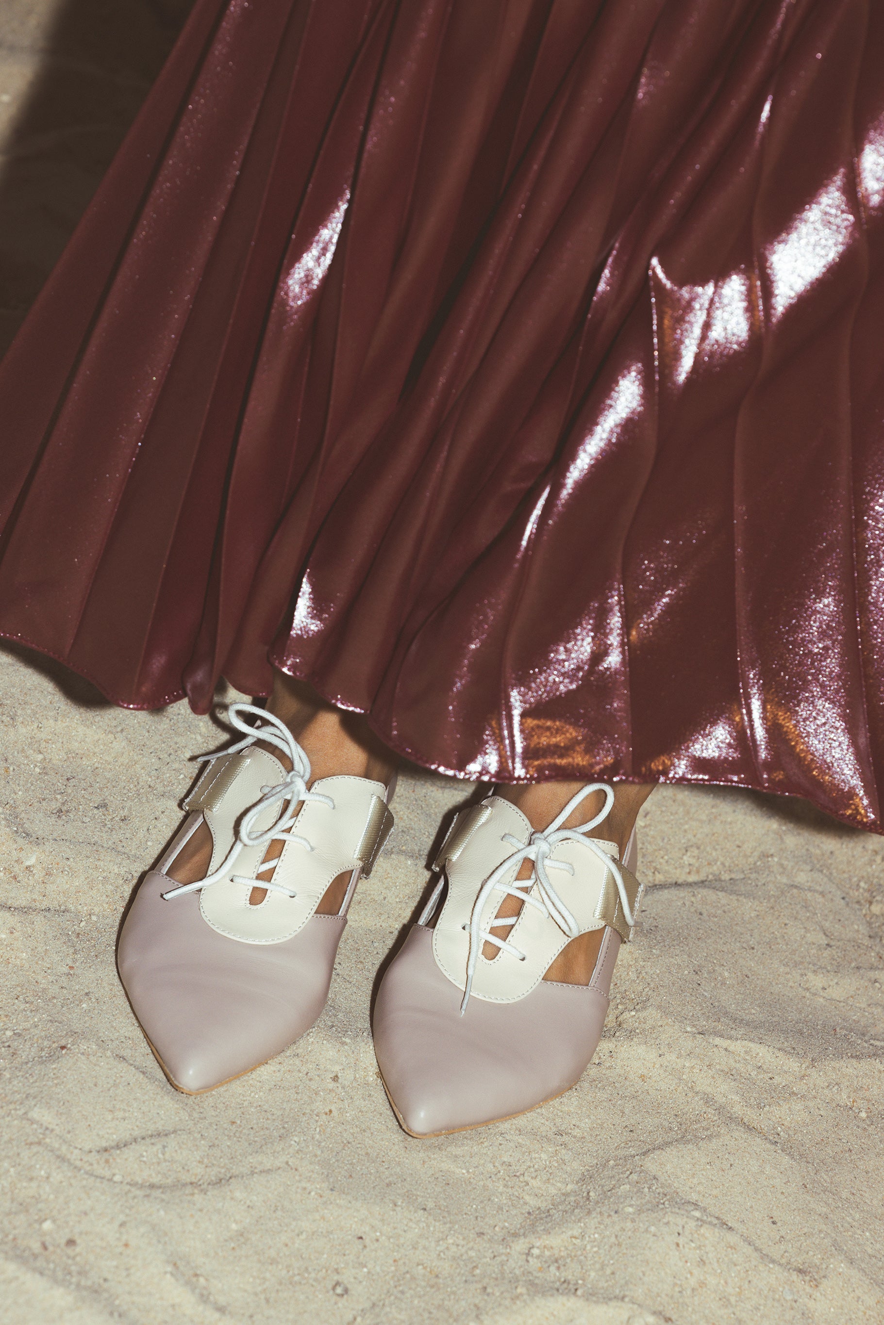 Lucia beige loafer