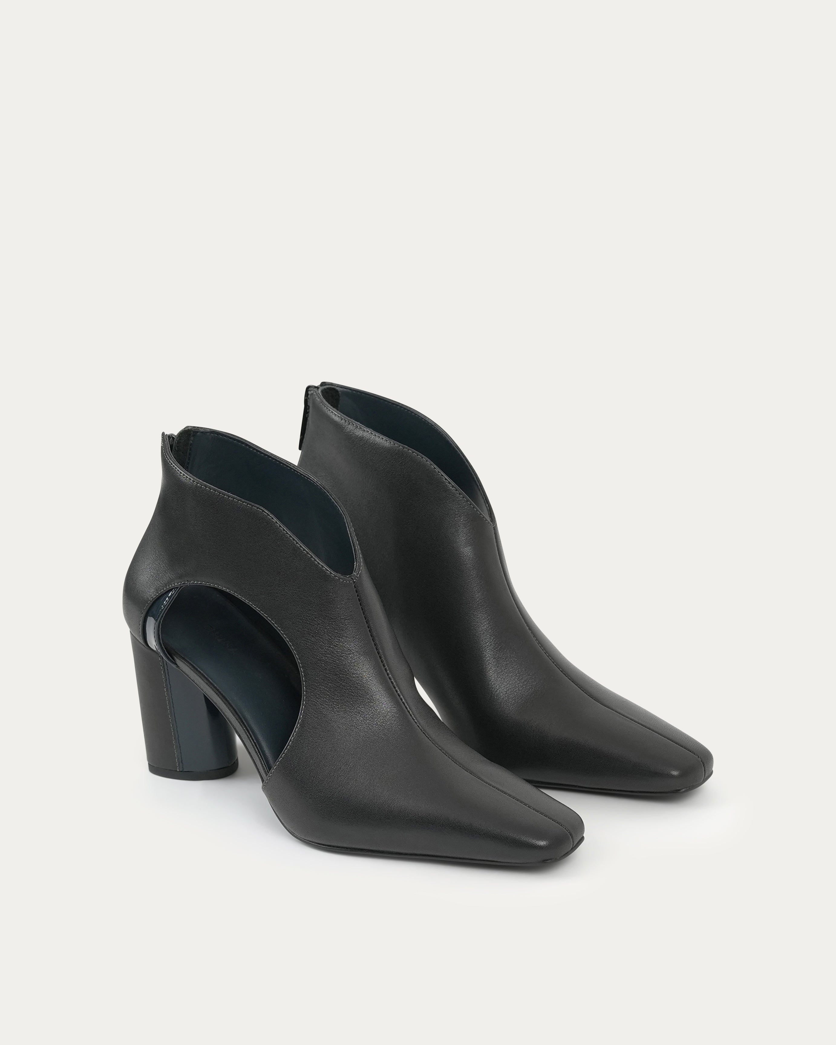 Mars black ankle boot