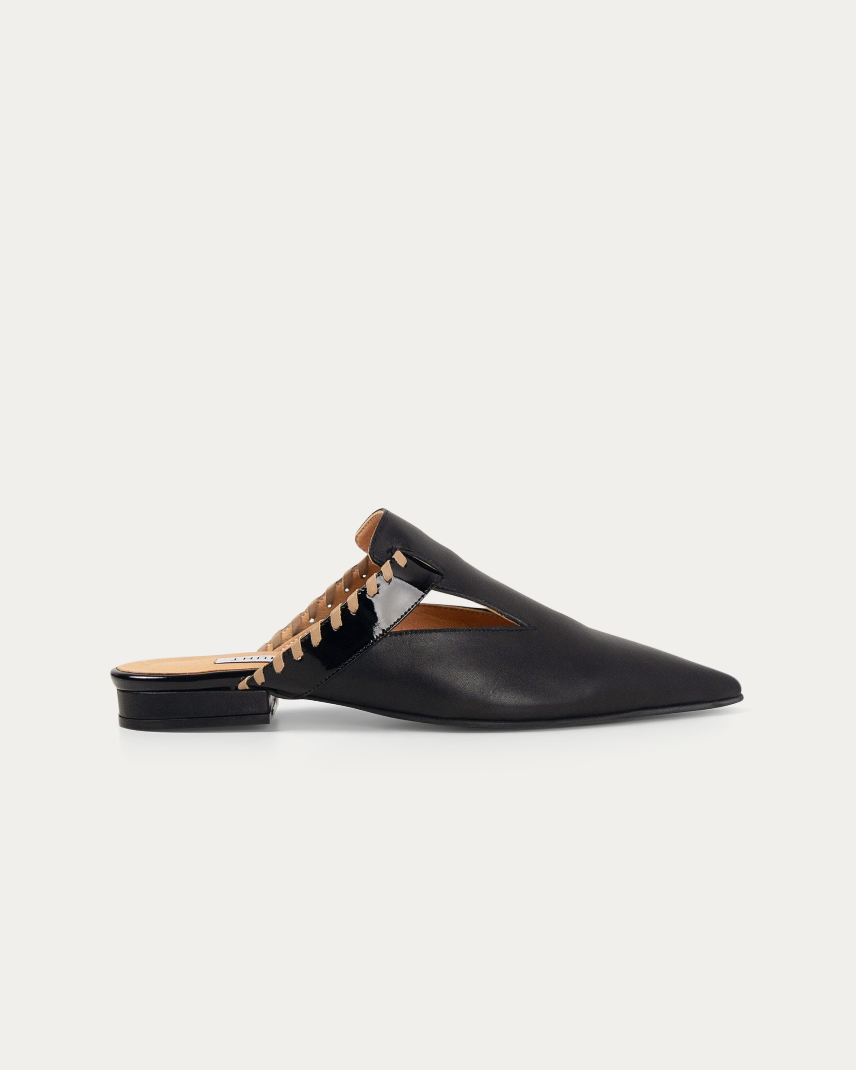 Nala black mule