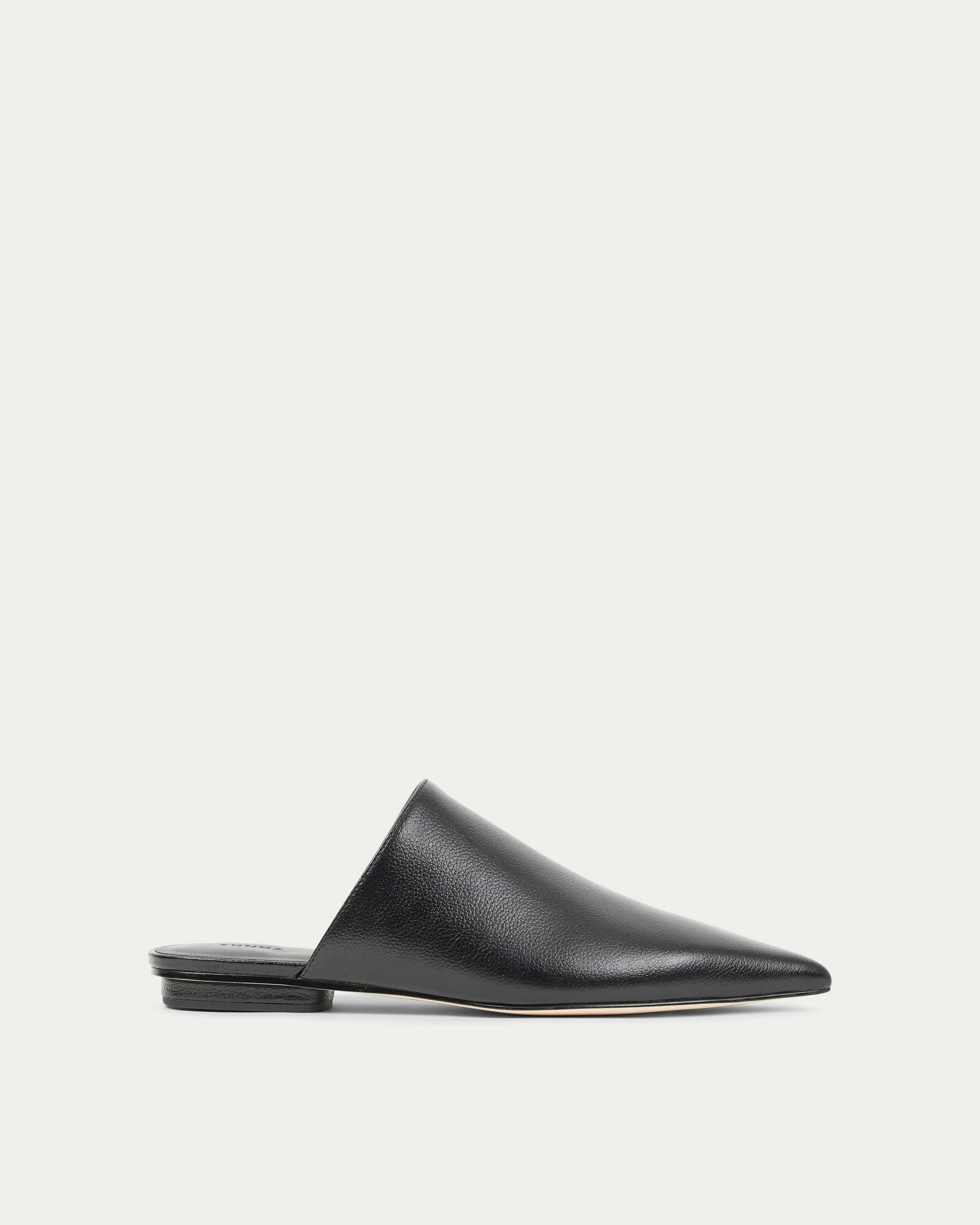 Nara black mule