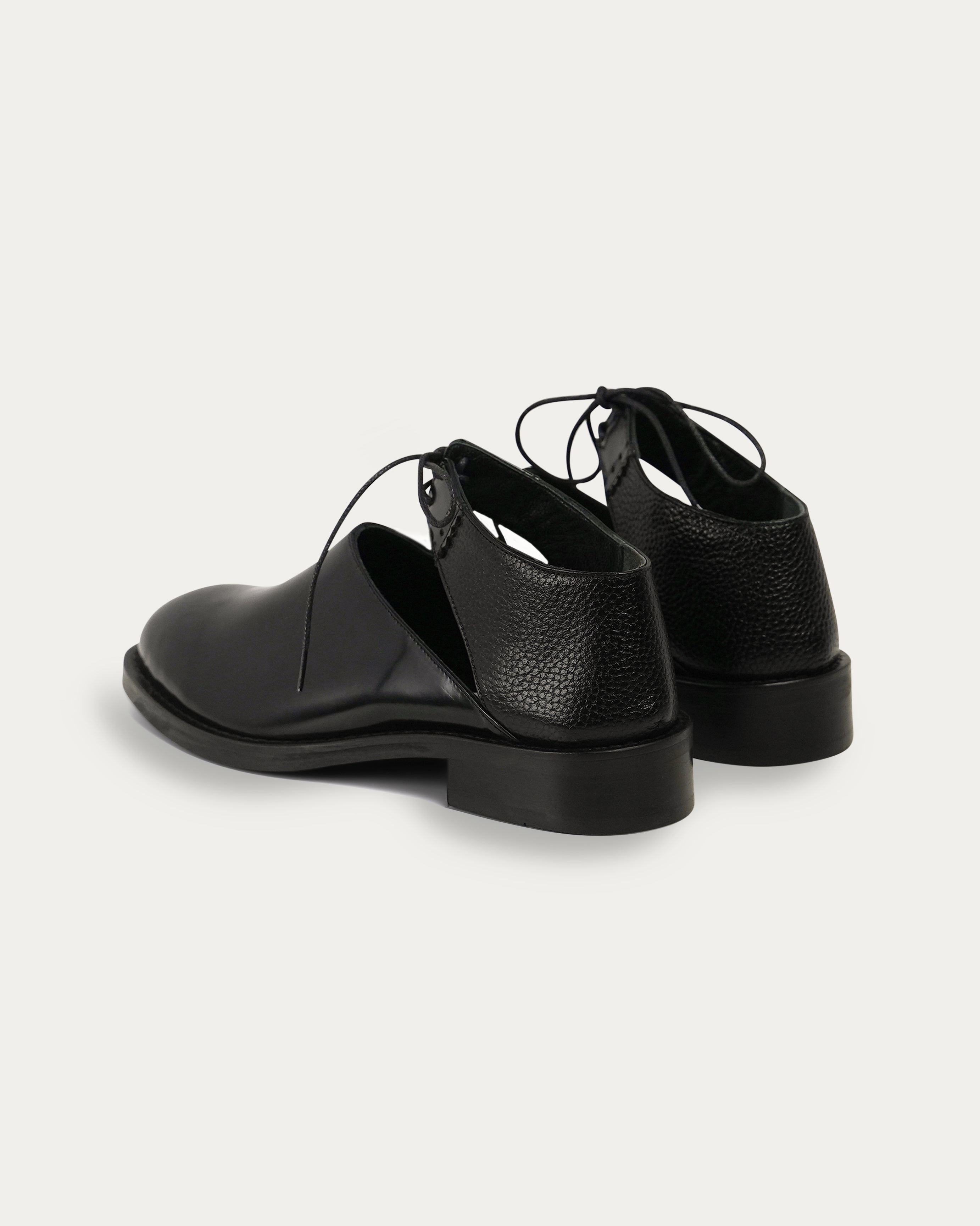 Nina black oxford - THUNA