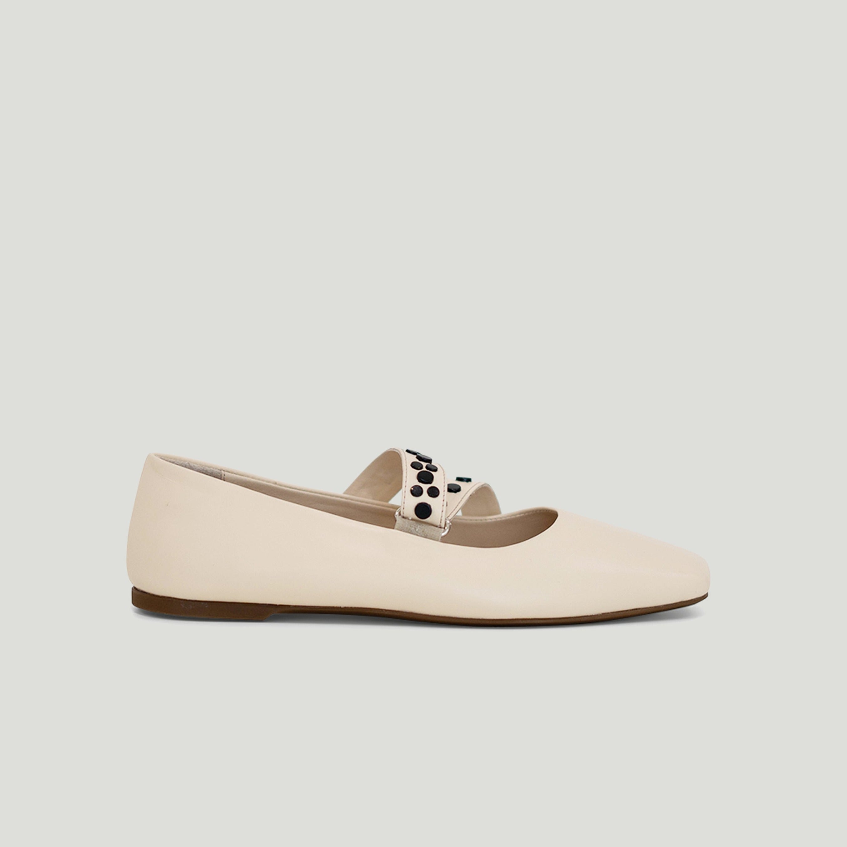 Nolia cream loafer - Summer nights collection -  kuwait- Ksa- shoes