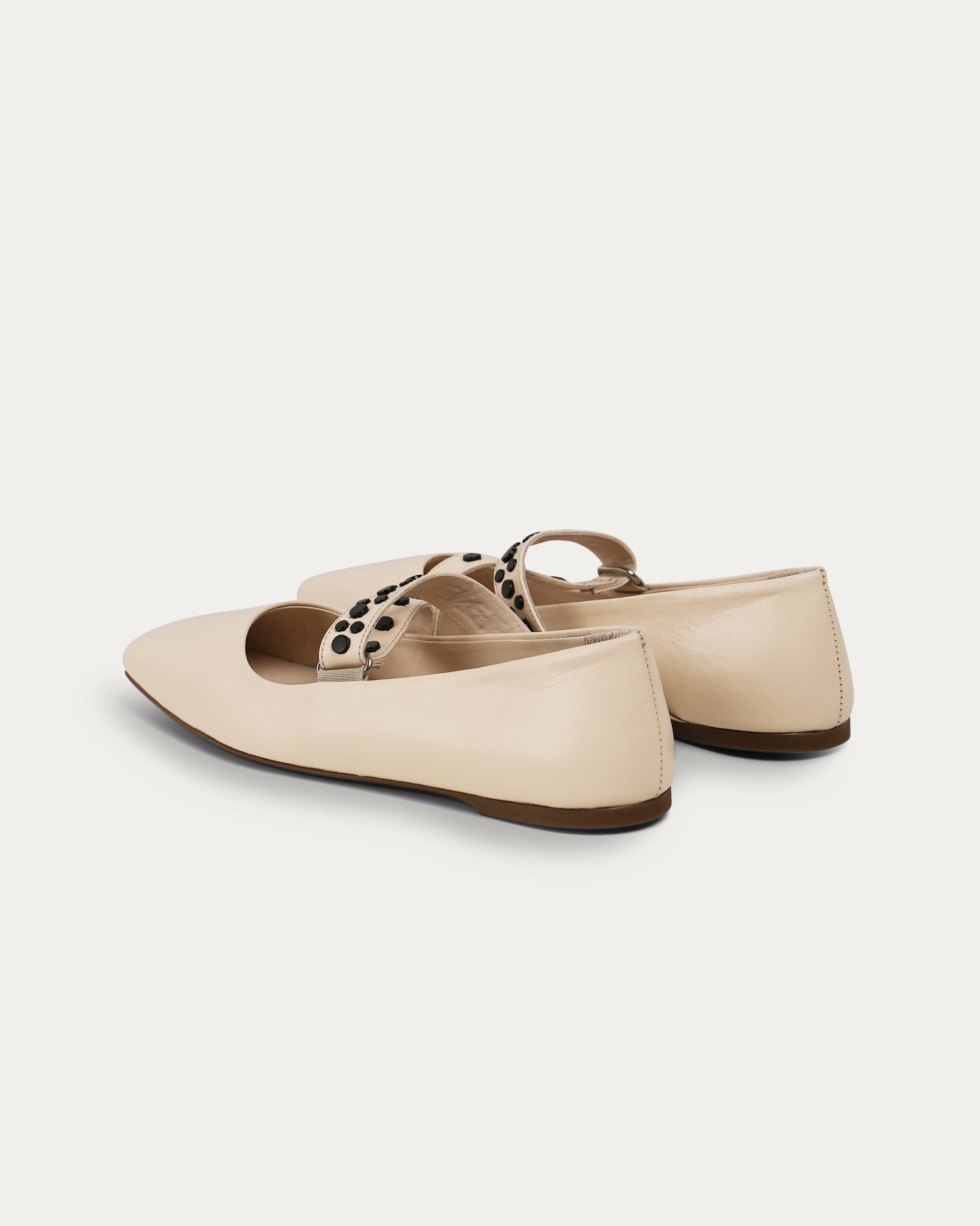 Nolia cream loafer