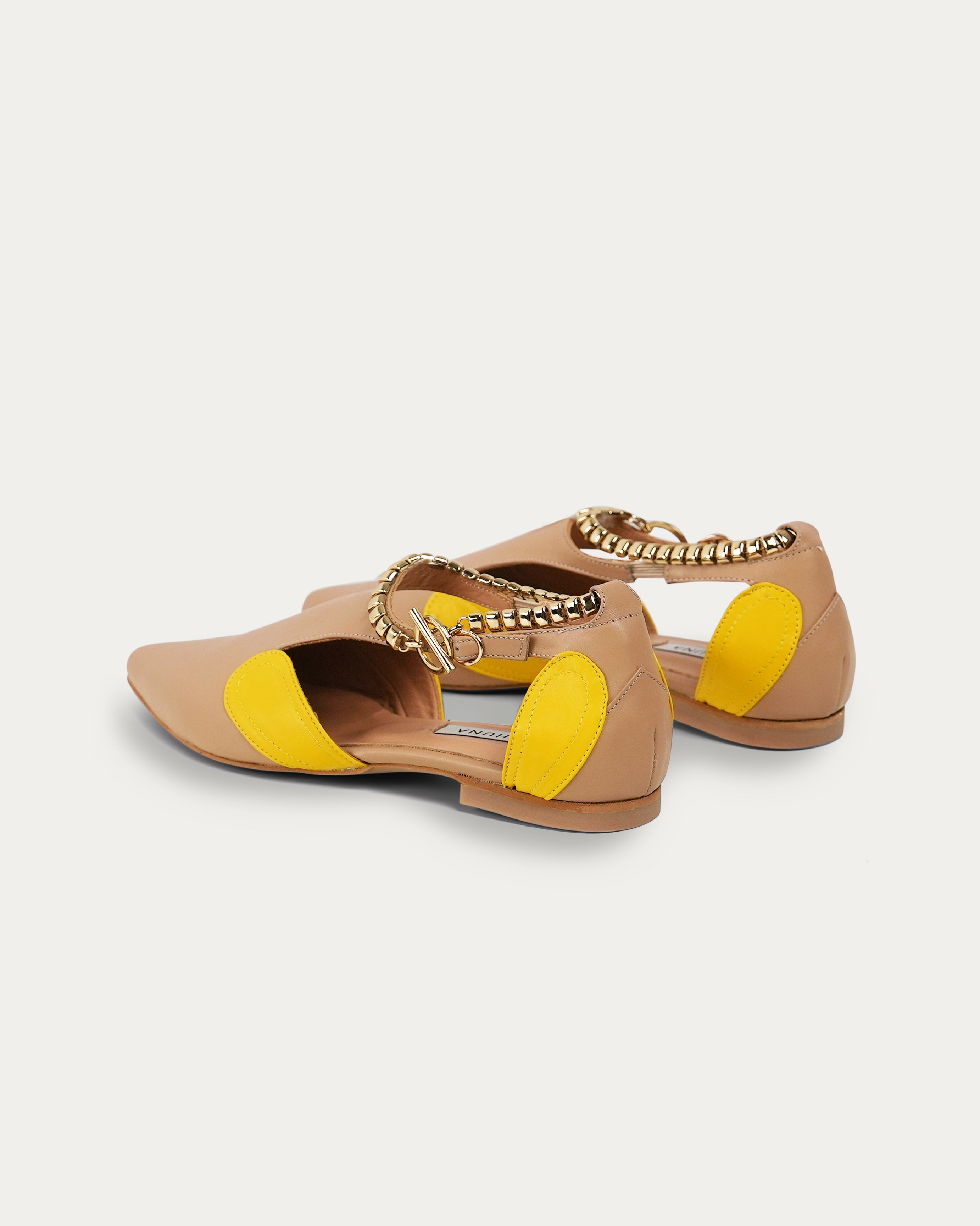 Nuwair beige sandal - THUNA