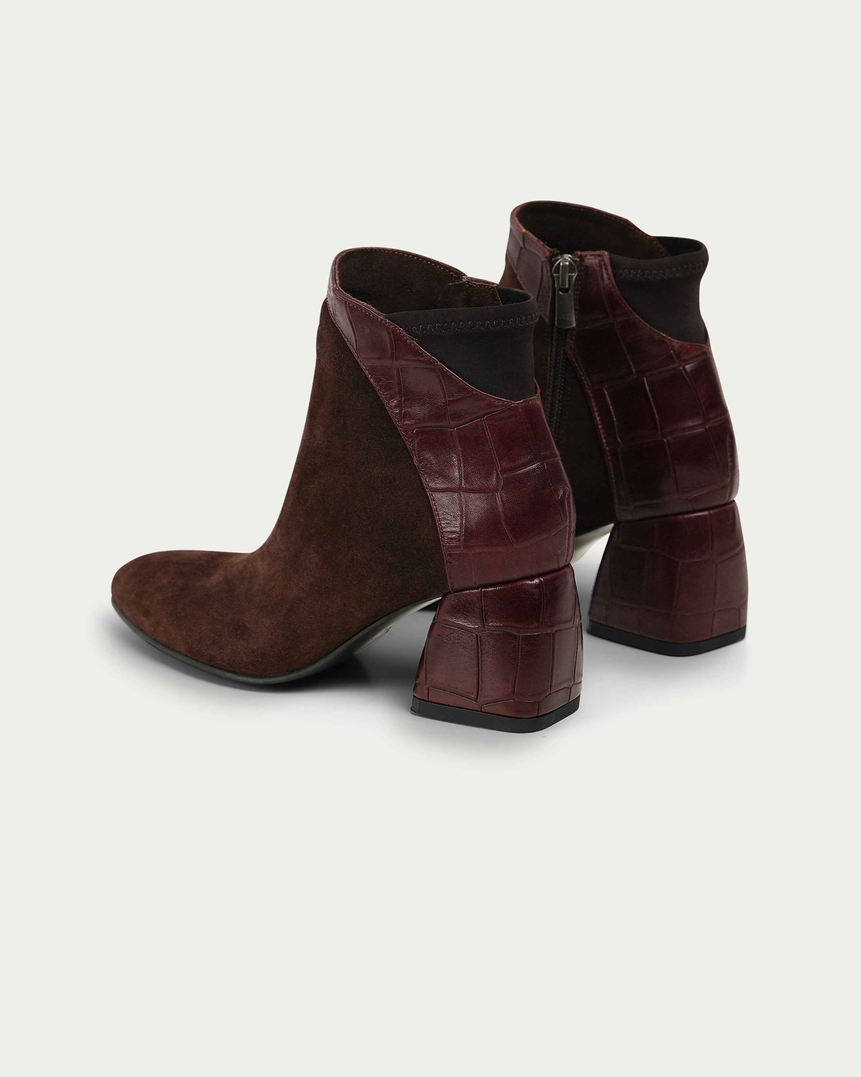 Talia brown heel boot