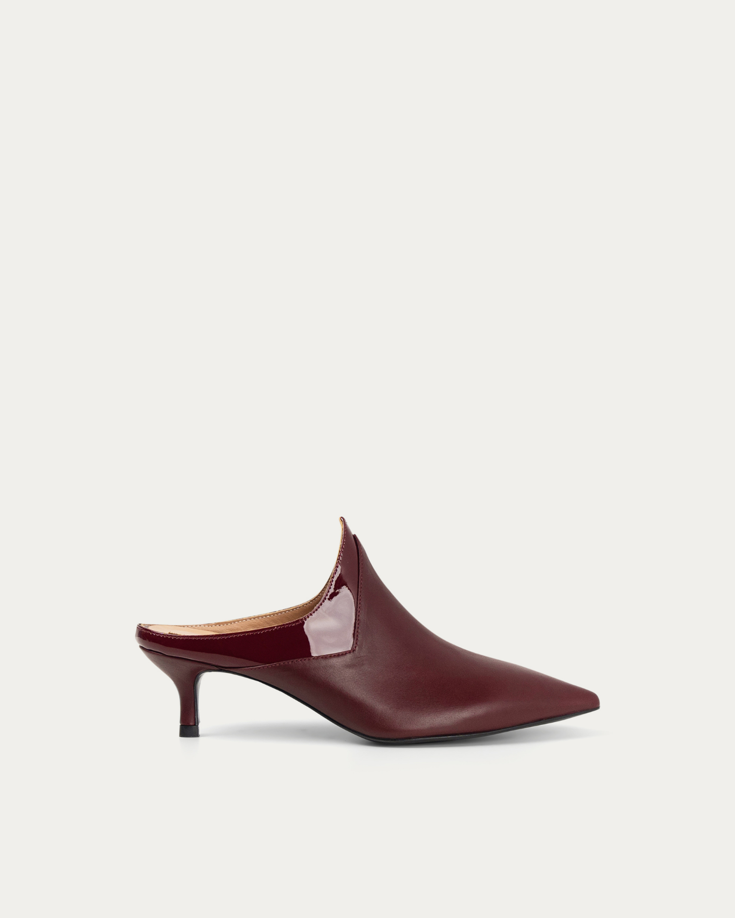 Vera bordeaux heel