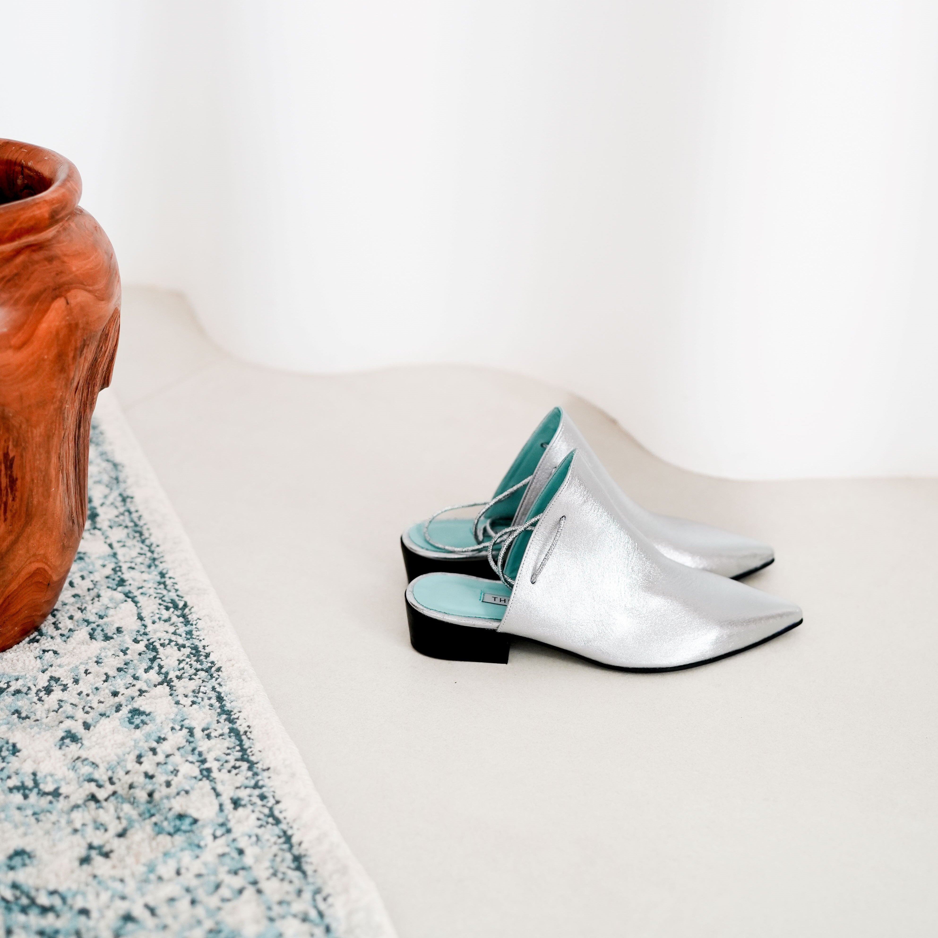 Nawa silver sandal - sandal- kuwait- ksa- shoes