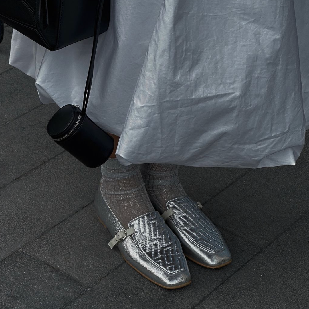 Amber silver loafer